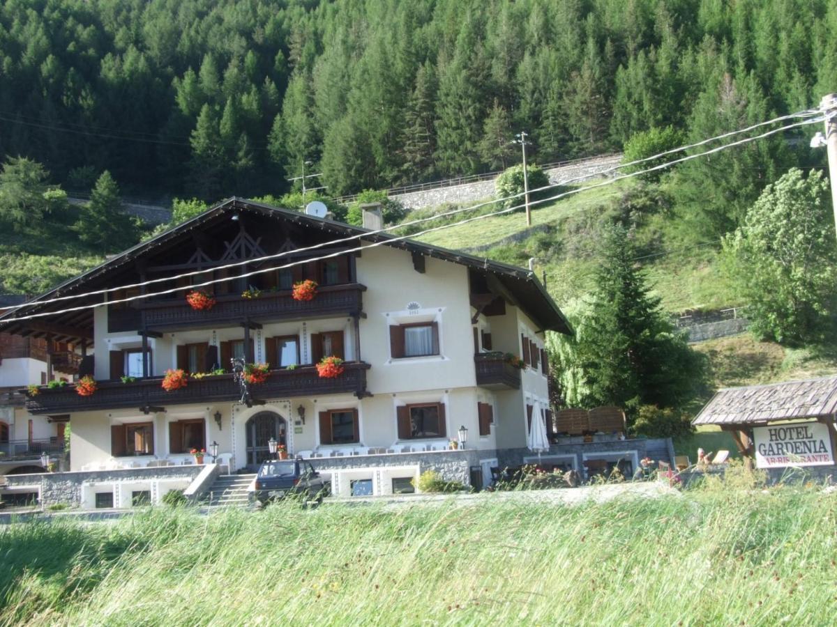 Hotel Gardenia Isolaccia Eksteriør billede