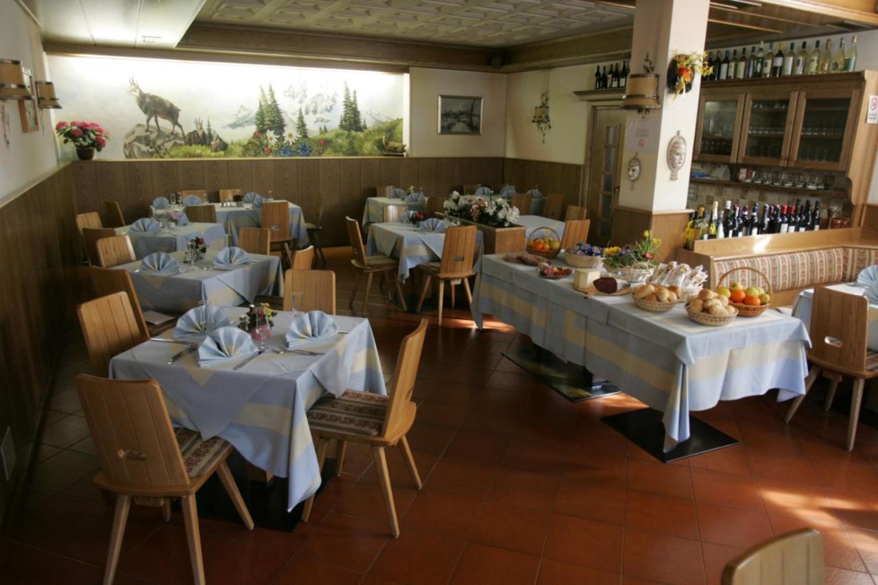 Hotel Gardenia Isolaccia Eksteriør billede