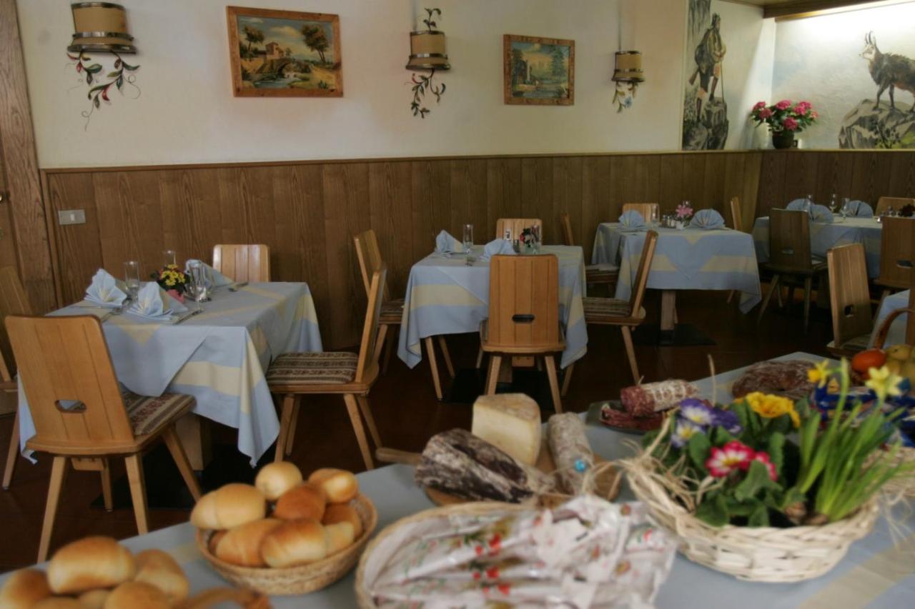 Hotel Gardenia Isolaccia Eksteriør billede