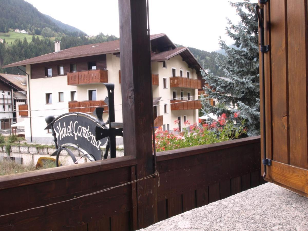 Hotel Gardenia Isolaccia Eksteriør billede